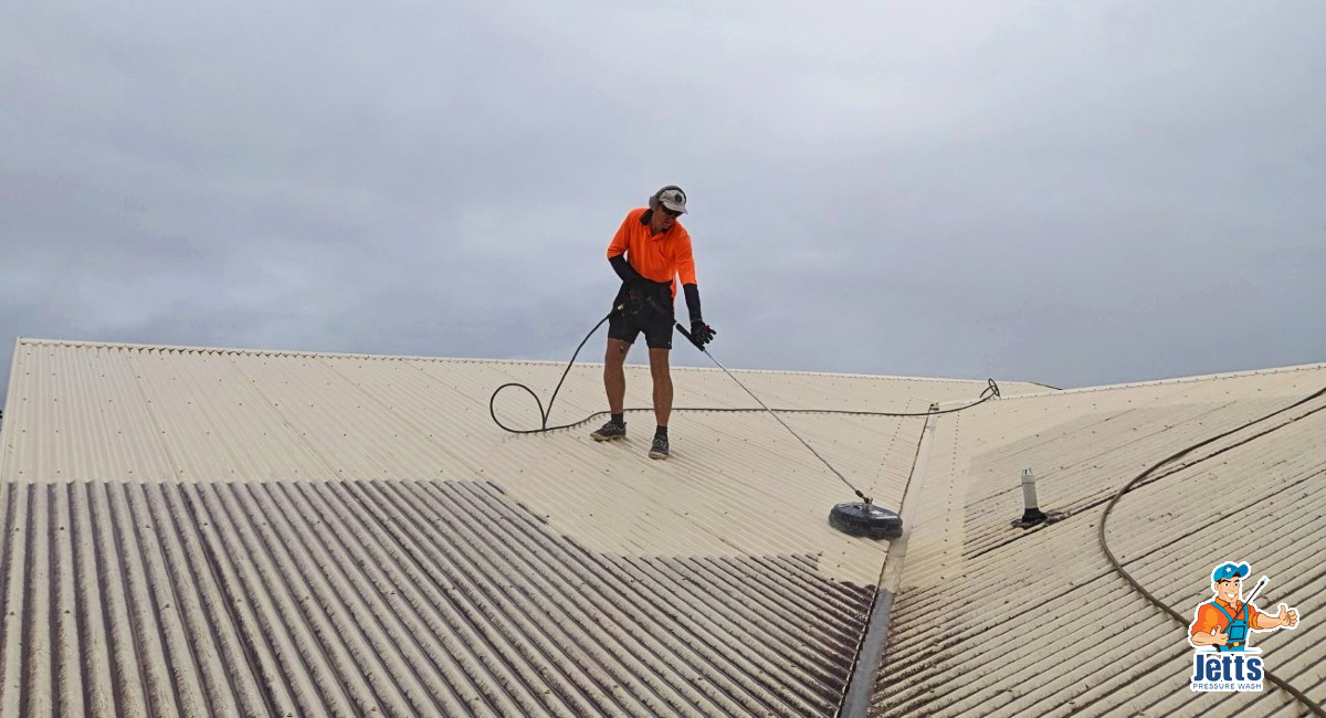 Roof, Gutter, Exterior House Clean Maleny